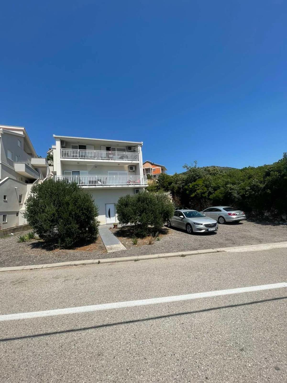 Appartement Salah Neum